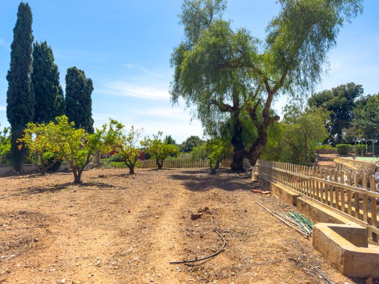 Villa for Sale in Alfas Del Pi, Alicante 47