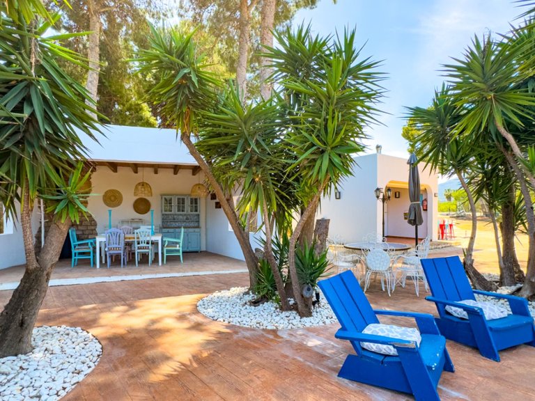 Villa for Sale in Alfas Del Pi, Alicante 29