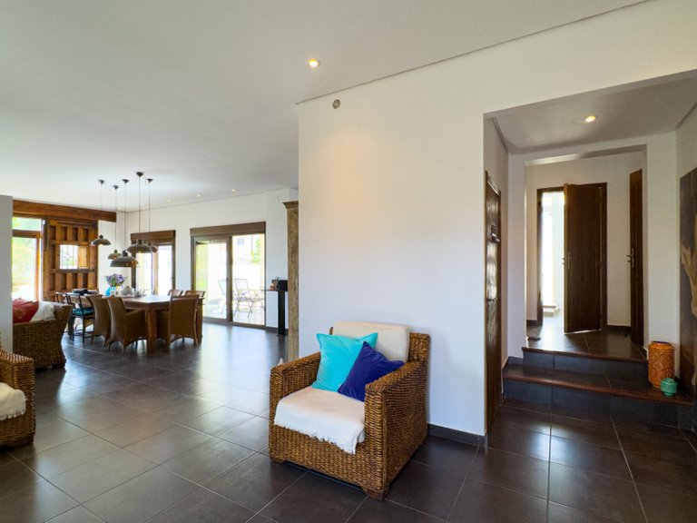 Villa for Sale in Albir, Alicante 25