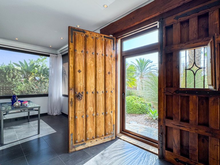 Villa for Sale in Albir, Alicante 17