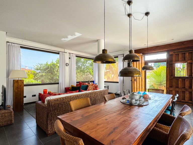 Villa for Sale in Albir, Alicante 19