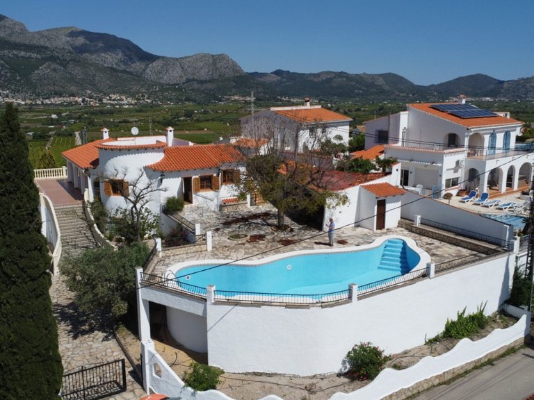 Villa for Sale in Inland Orba, Alicante 1