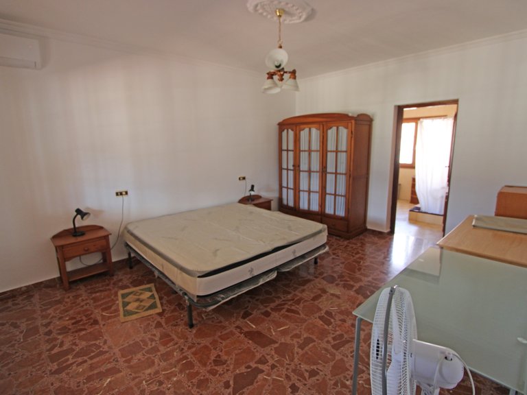 Villa for Sale in Inland Orba, Alicante 32