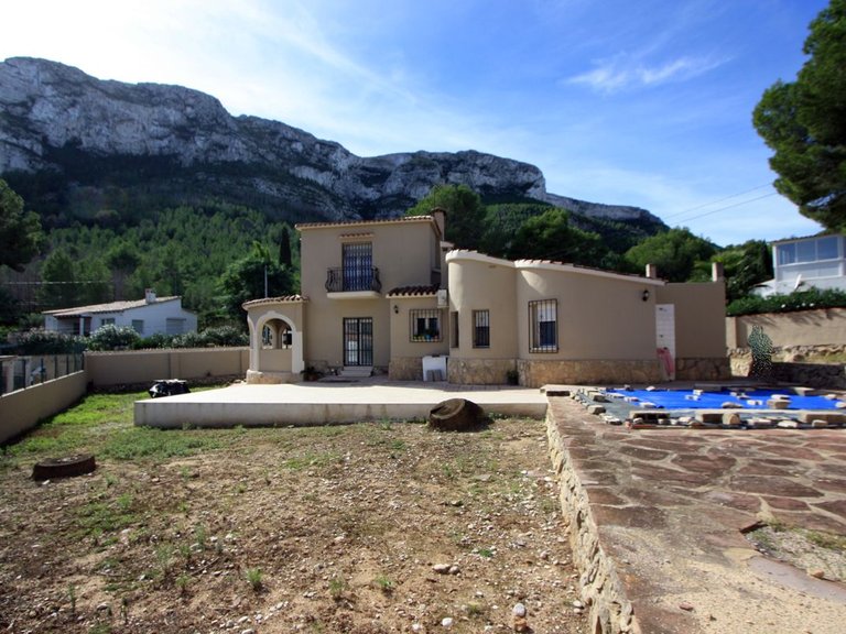 Villa for Sale in Costa Blanca Denia, Alicante 1