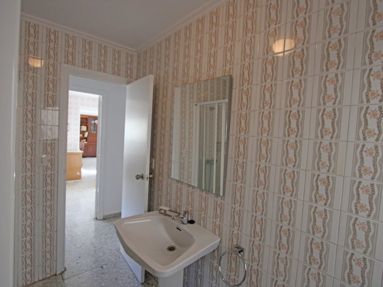 Villa for Sale in Inland Llosa De Camacho, Alicante 9