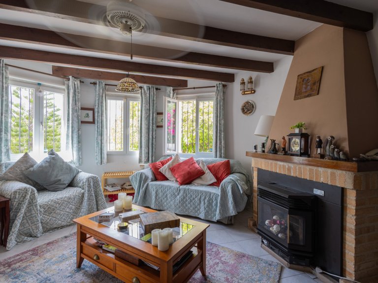 Villa for Sale in Inland Alcalalí, Alicante 6