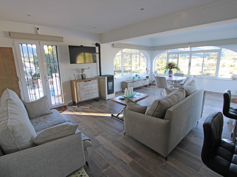 Villa for Sale in Inland Orba, Alicante 3