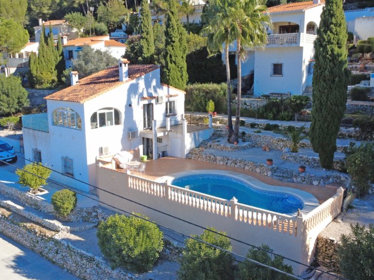 Villa for Sale in Inland Orba, Alicante 1