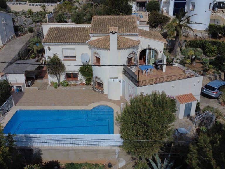 Villa for Sale in Inland Sanet Y Negrals, Alicante 1