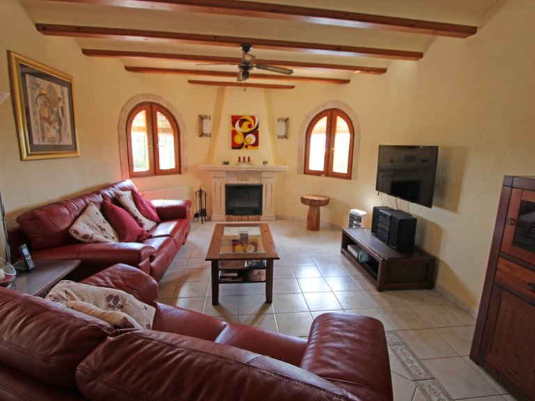 Villa for Sale in Inland Sanet Y Negrals, Alicante 11
