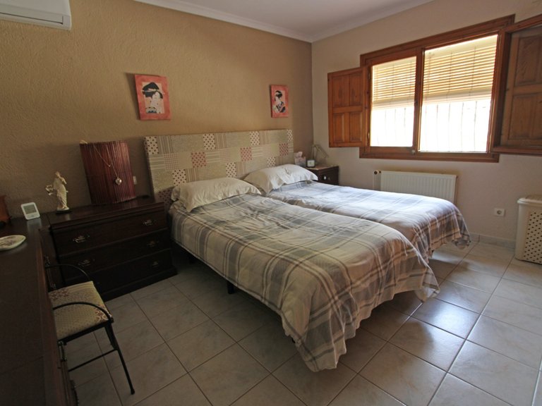 Villa for Sale in Inland Sanet Y Negrals, Alicante 15