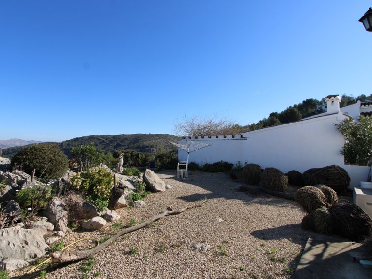 Villa for Sale in Inland Murla, Alicante 32