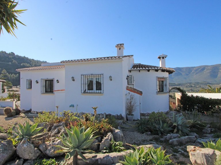 Villa for Sale in Inland Murla, Alicante 35