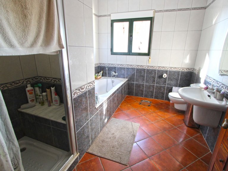 Villa for Sale in Inland Ondara, Alicante 32