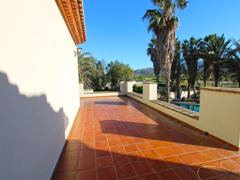 Villa for Sale in Inland Ondara, Alicante 36