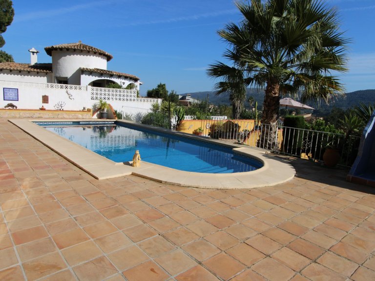 Villa for Sale in Inland Alcalalí, Alicante 3