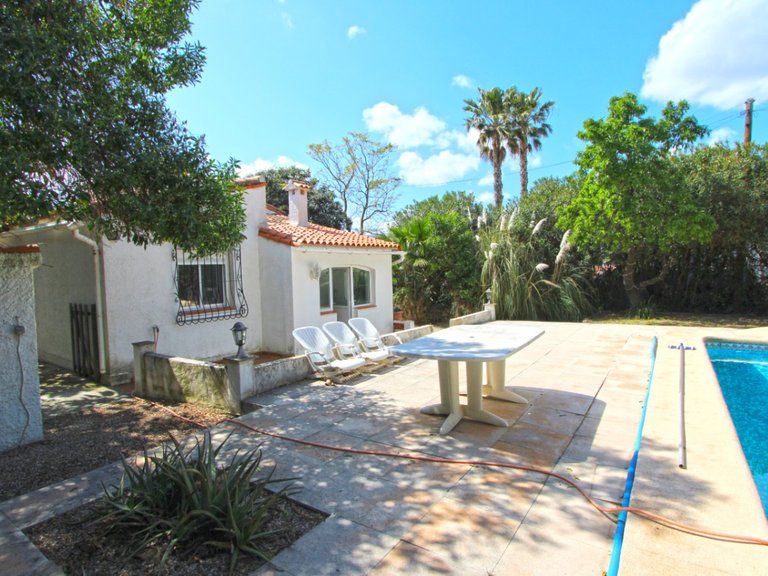 Villa for Sale in Inland Orba, Alicante 2