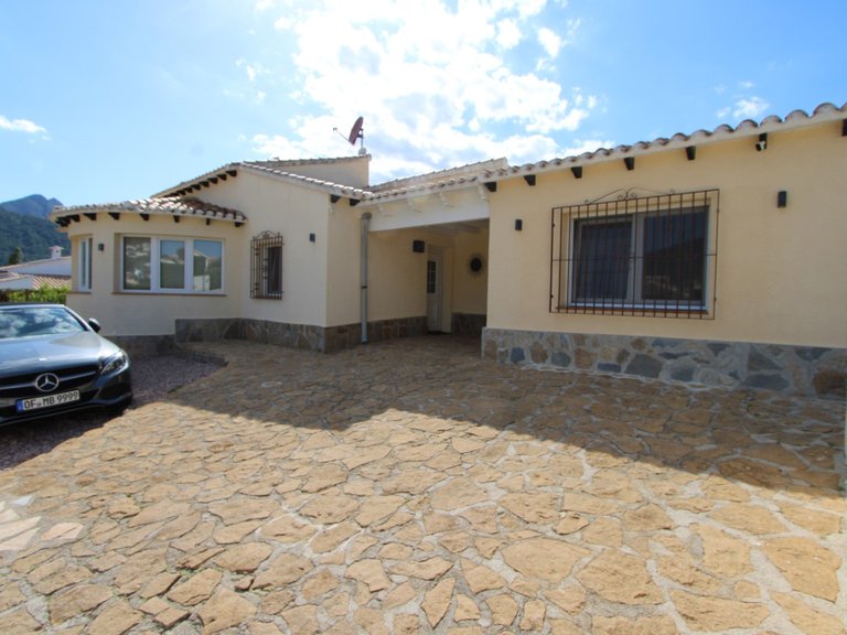 Villa for Sale in Inland Orba, Alicante 12