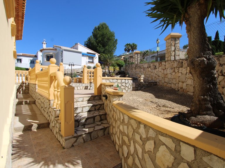 Villa for Sale in  El Ràfol D' Almúnia, Alicante 6