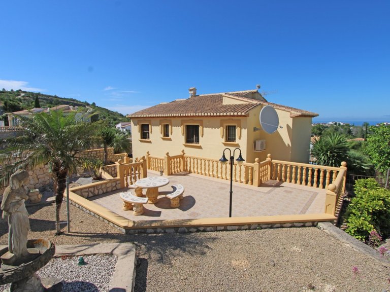 Villa for Sale in  El Ràfol D' Almúnia, Alicante 9