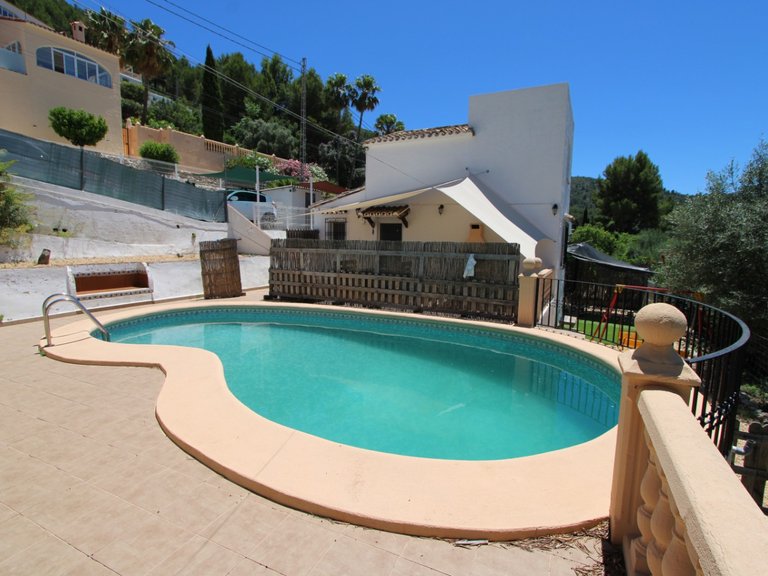 Villa for Sale in Inland Orba, Alicante 3