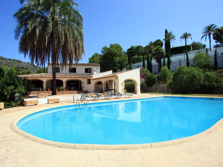 Villa for Sale in Costa Blanca Javea, Alicante 3