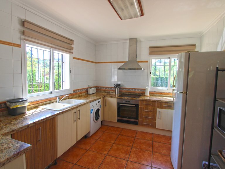 Villa for Sale in Inland Orba, Alicante 5