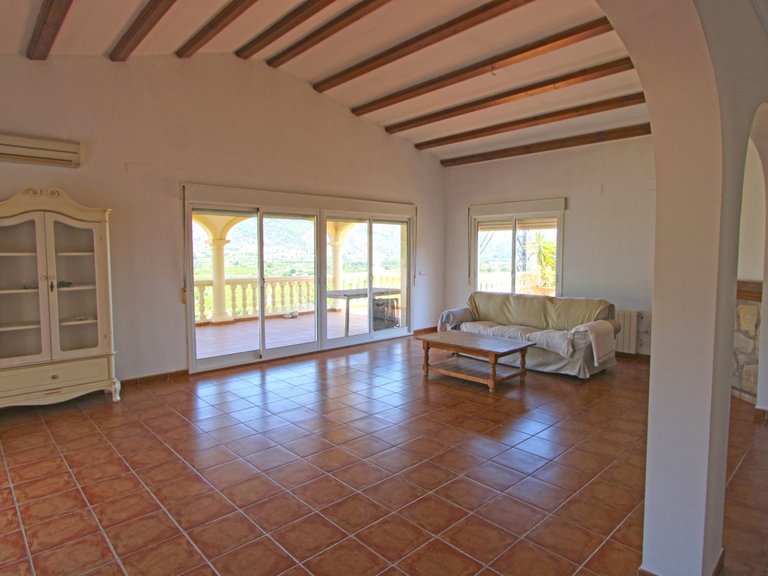 Villa for Sale in Inland Orba, Alicante 4