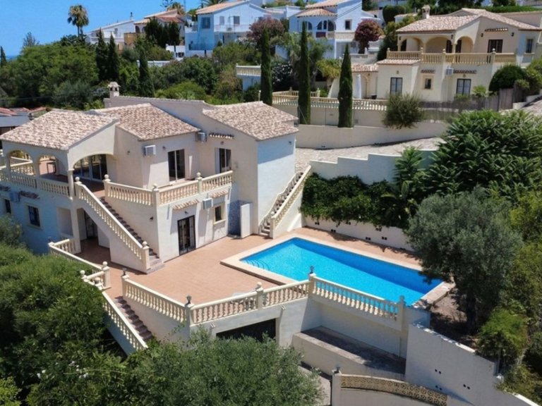Villa for Sale in Inland Orba, Alicante 1