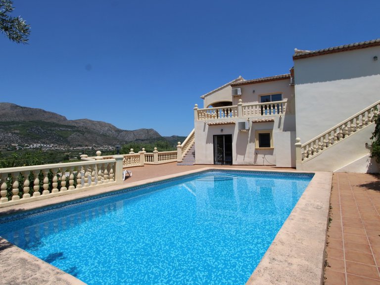 Villa for Sale in Inland Orba, Alicante 3