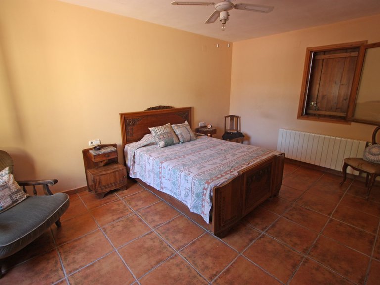 Villa for Sale in Inland Pedreguer, Alicante 12