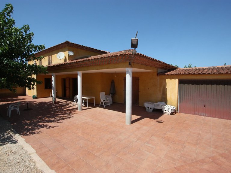 Villa for Sale in Inland Pedreguer, Alicante 2