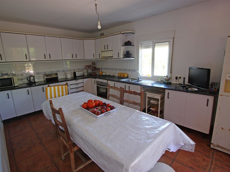 Villa for Sale in Inland Pedreguer, Alicante 6