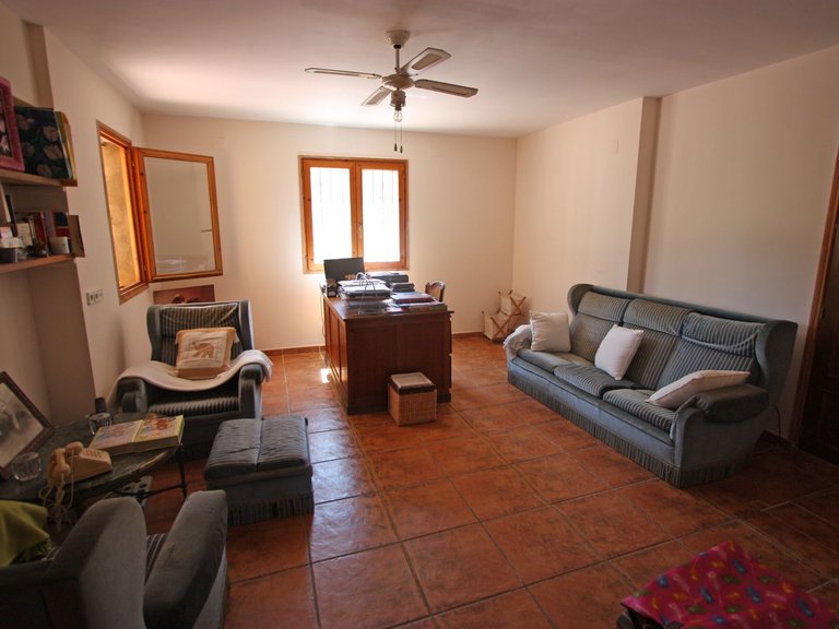 Villa for Sale in Inland Pedreguer, Alicante 7