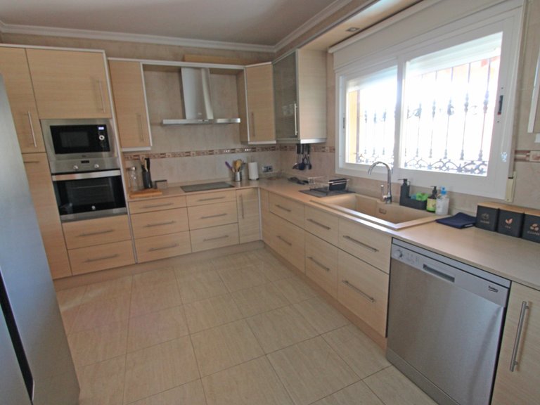 Villa for Sale in Inland Orba, Alicante 12