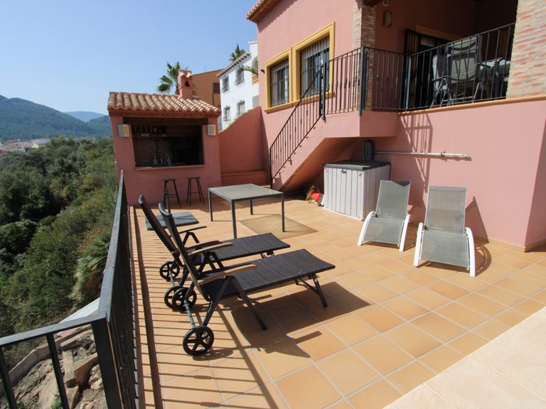 Villa for Sale in Inland Orba, Alicante 3