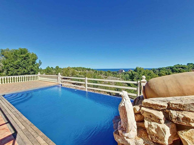 Villa for Sale in Costa Blanca Denia, Alicante 1