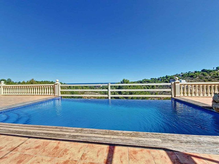 Villa for Sale in Costa Blanca Denia, Alicante 2