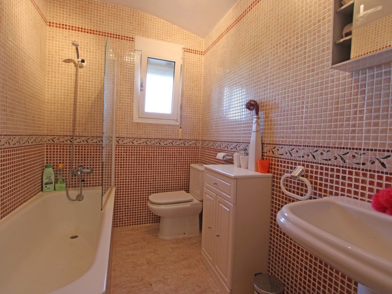 Villa for Sale in Inland Benidoleig, Alicante 14