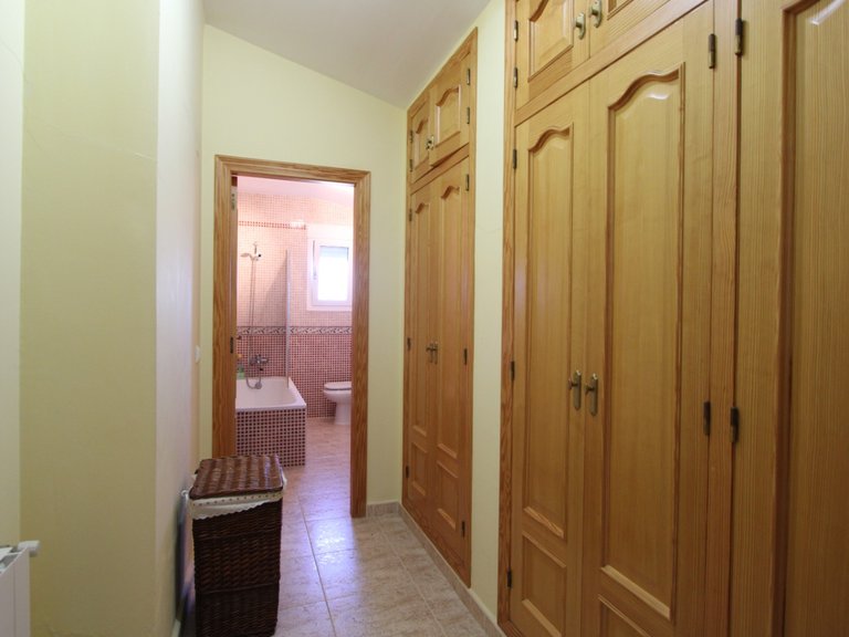 Villa for Sale in Inland Benidoleig, Alicante 15