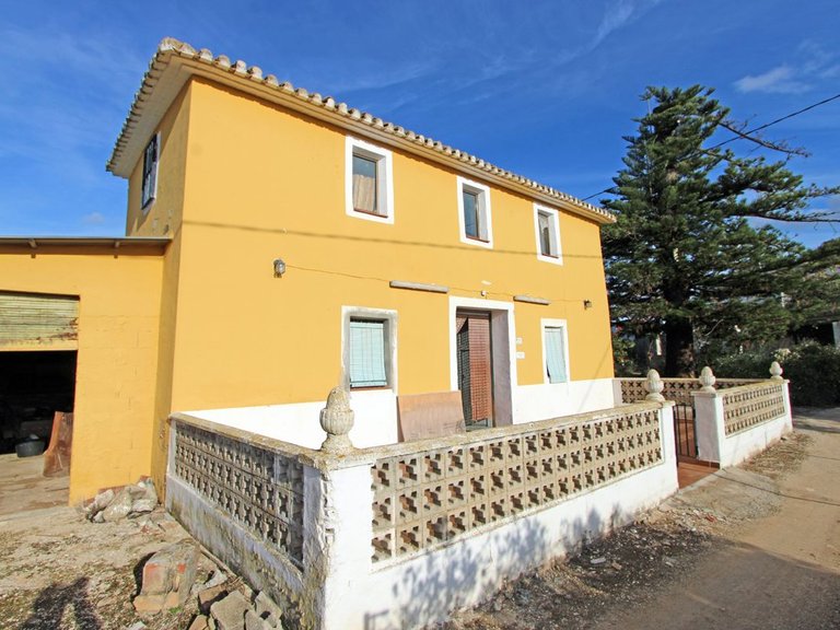 Villa for Sale in Inland Ondara, Alicante 3