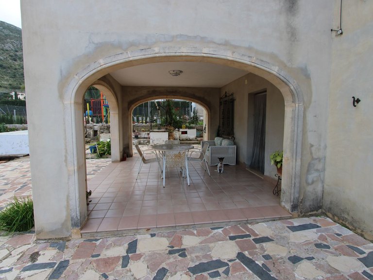 Villa for Sale in Inland Pedreguer, Alicante 2