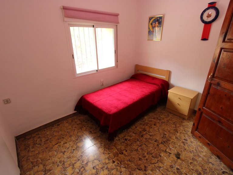 Villa for Sale in Inland Pedreguer, Alicante 6