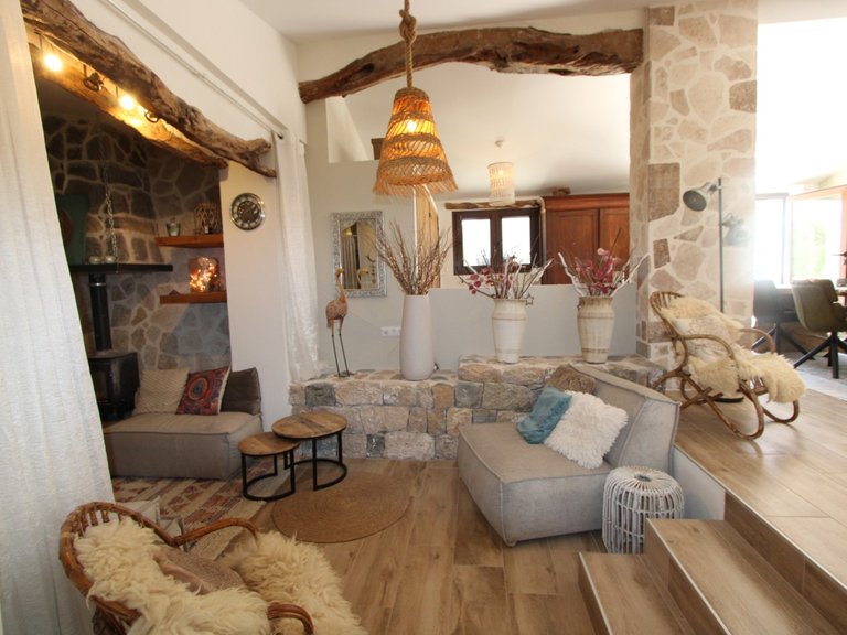 Villa for Sale in Inland Alcalalí, Alicante 9