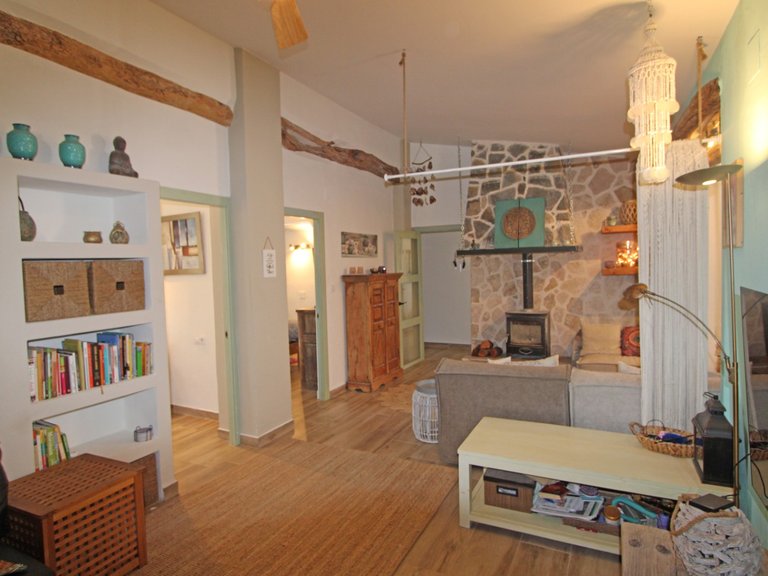 Villa for Sale in Inland Alcalalí, Alicante 12