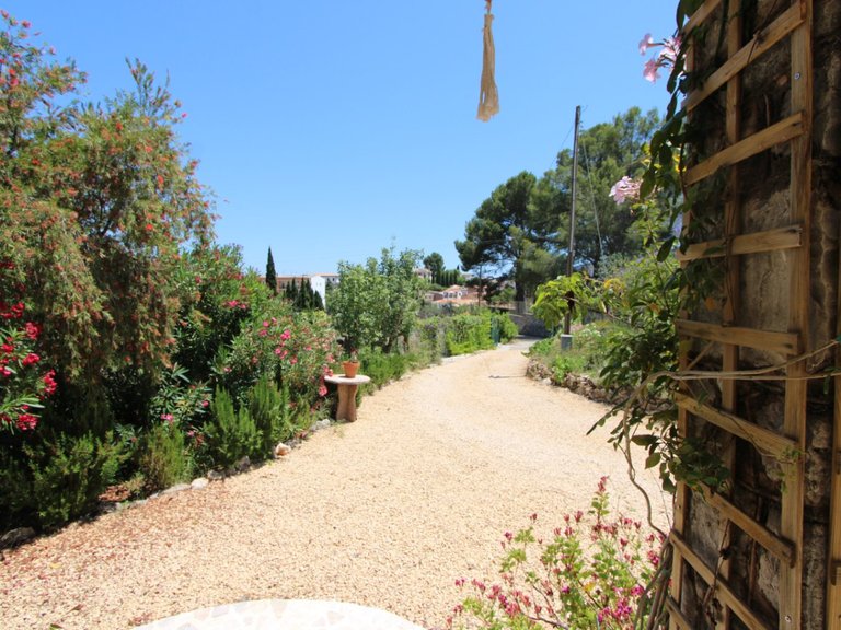 Villa for Sale in Inland Alcalalí, Alicante 27