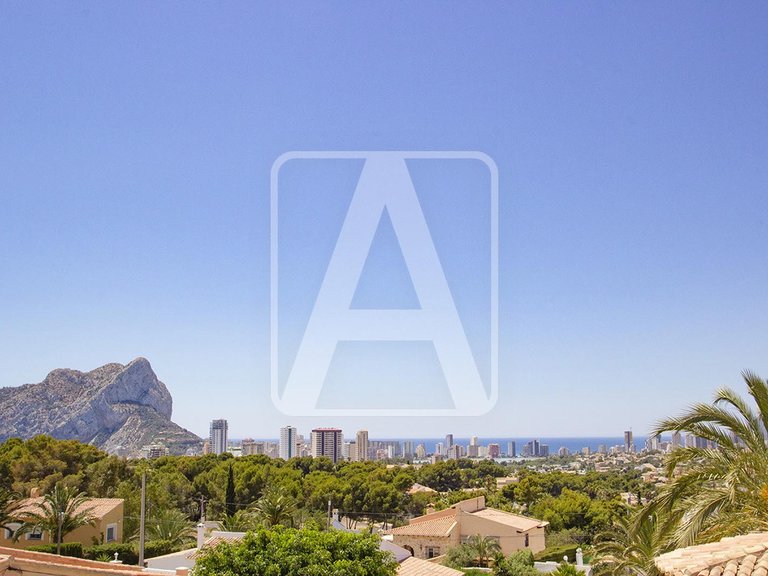 Villa for Sale in Calpe, Alicante 6