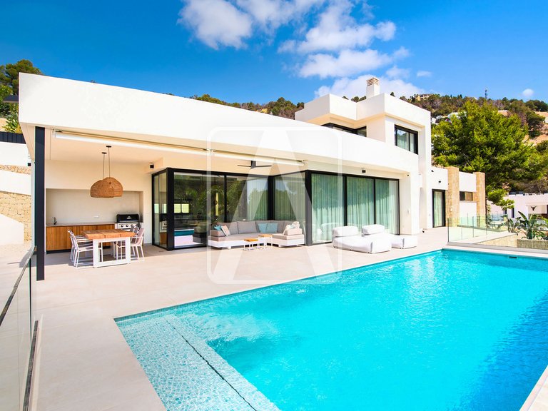 Villa for Sale in Benissa, Alicante 1