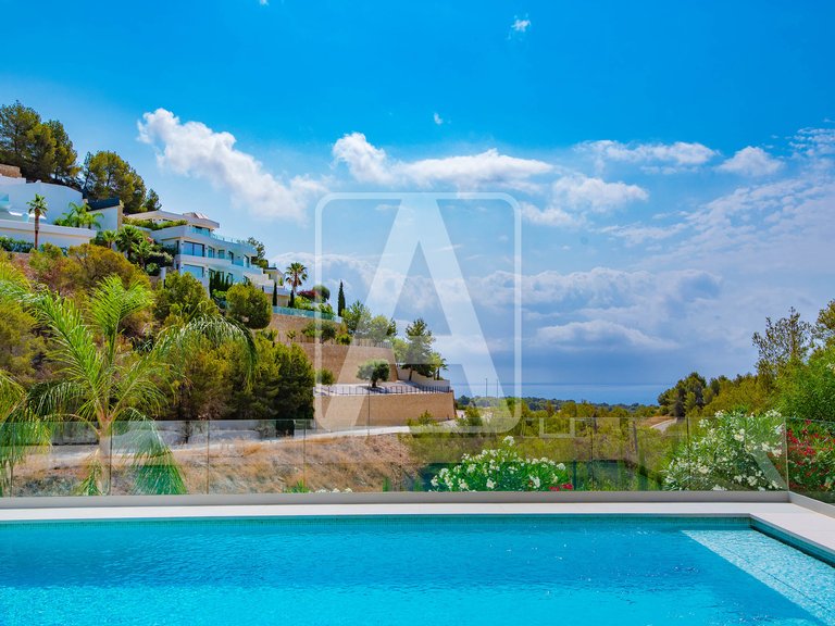 Villa for Sale in Benissa, Alicante 2