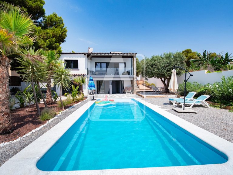 Villa for Sale in Calpe, Alicante 36